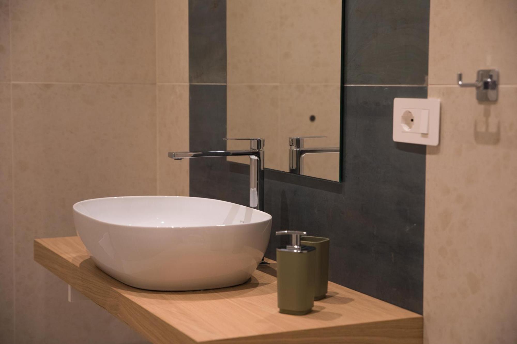 Your House Rooms 3 Conversano Exterior foto